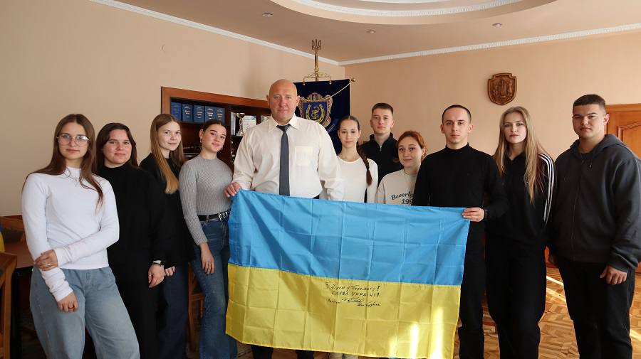 dcbf6e3b c400 4716 a4fa 382b775c255d