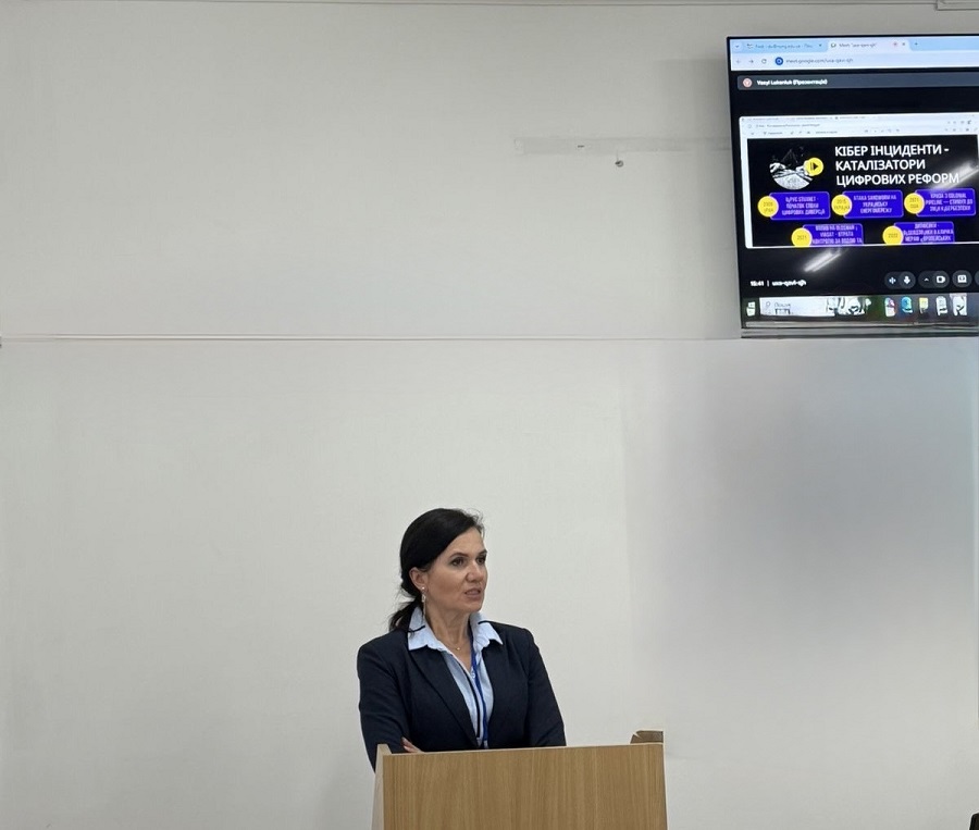 76E01827 376B 4C52 B6E4 250547C9D8C2