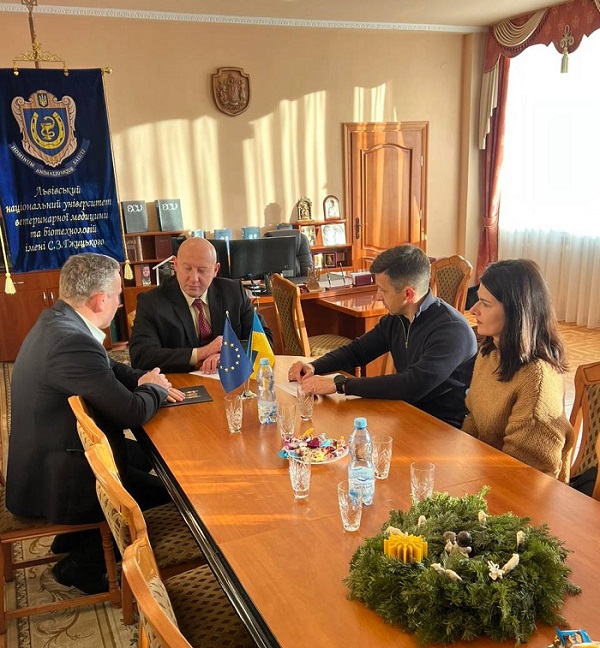 photo 2025 12 16 13 43 25