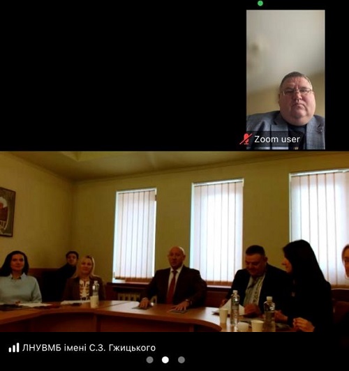 6AE4D886 07CF 4B2B A941 38F8C560B603