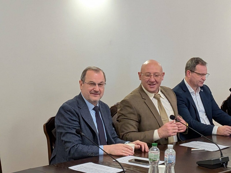 636678316 1512348427278837 7934295196318368675 n